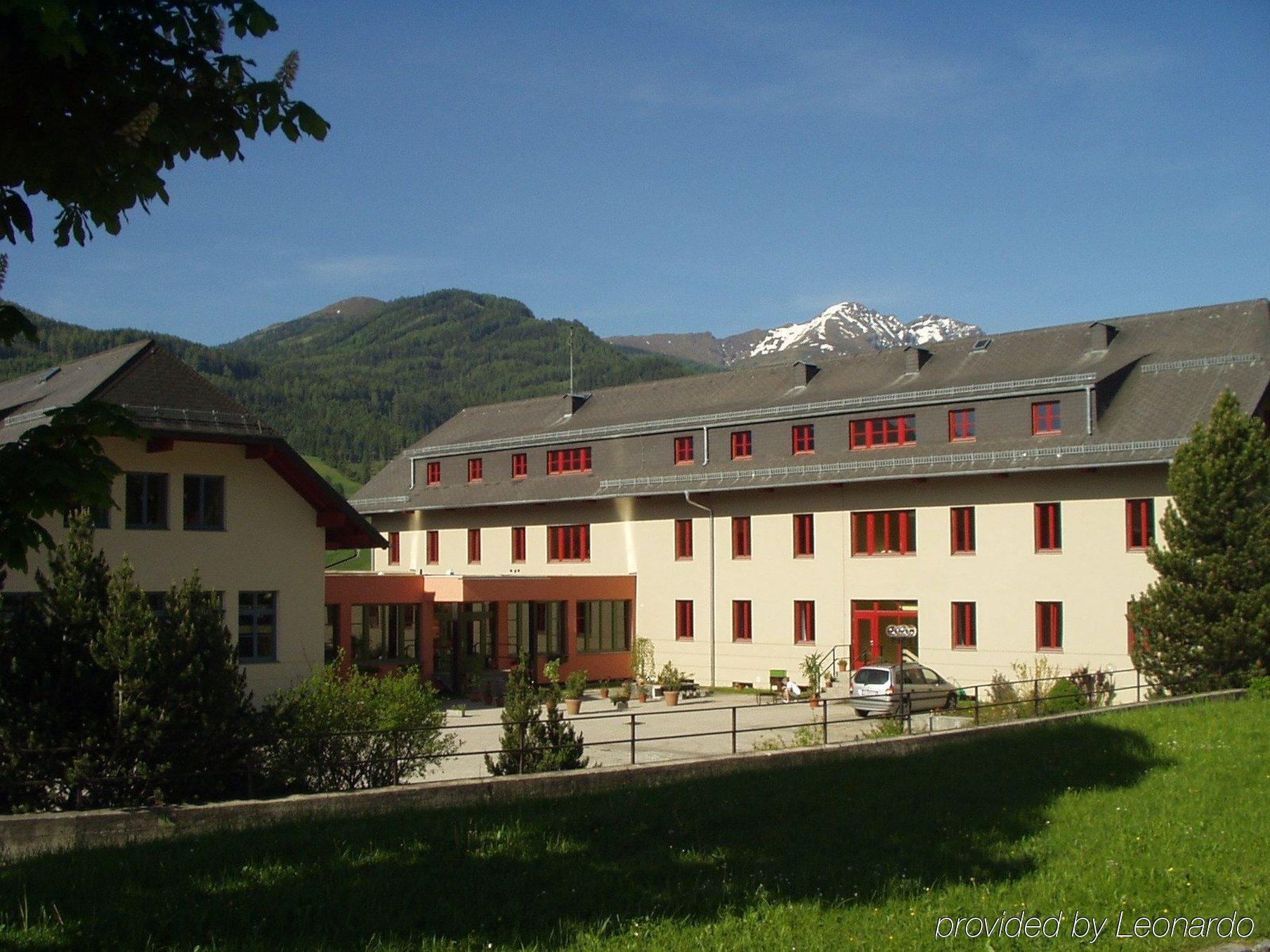 Jufa Hotel St Michael Im Lungau Sankt Michael im Lungau Exterior photo